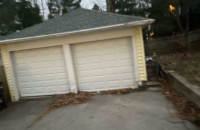 245 Presidents Ln. Gallery 2