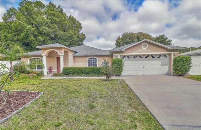 621 Woodland Drive - 621 Woodland Drive, Largo, FL 33771