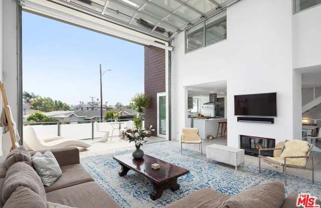 741 Mildred Ave - 741 Mildred Avenue, Los Angeles, CA 90291