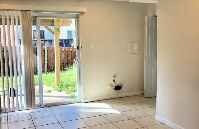 2916 WREN COURT Gallery 3