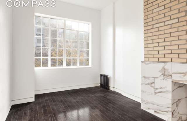 339 West 20th Street Gallery 4