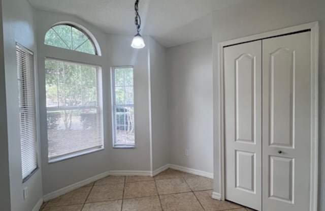 9618 Rivers Bend Court Gallery 4
