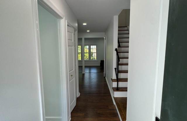 10451 MALONE Court Gallery 4
