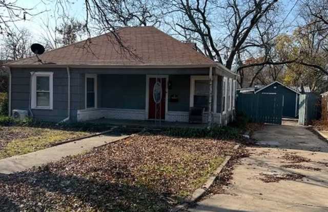 1614 N Woods Street - 1614 North Woods Street, Sherman, TX 75092