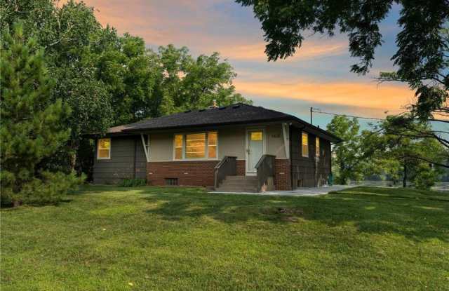 1435 Englert Road photos photos