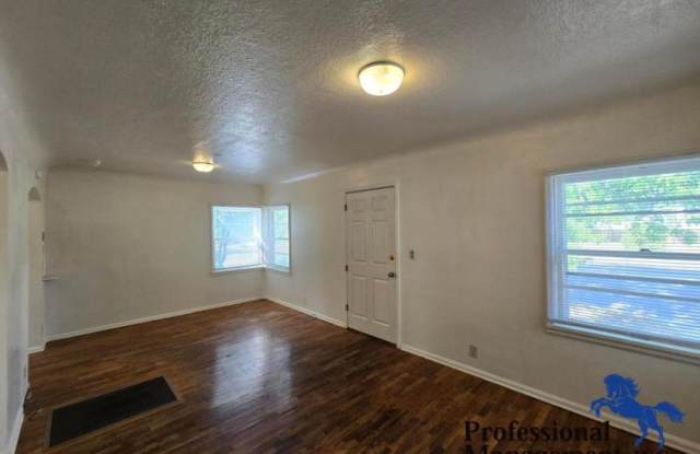 1215 8th Street West Gallery 2