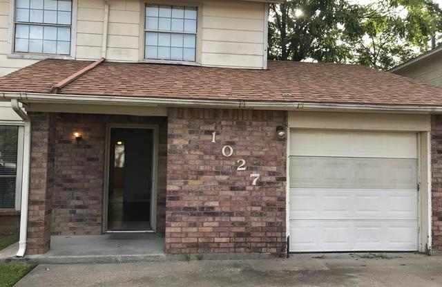 1027 Vera Court - 1027 Vera Ct, Irving, TX 75060
