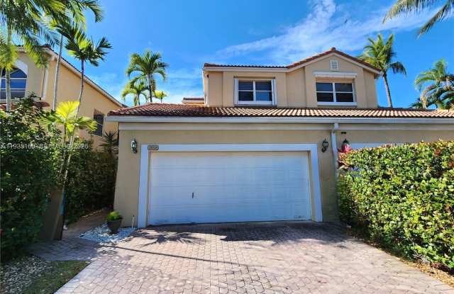 21028 NE 34th Ct photos photos