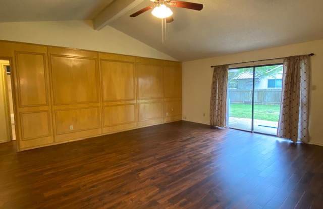 11507 Swearingen Dr. Gallery 4