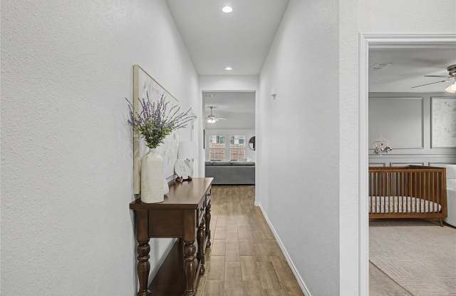 1825 Agarito Drive Gallery 4
