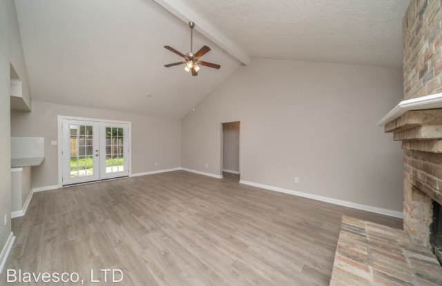 5911 Crooked Post Road Gallery 4