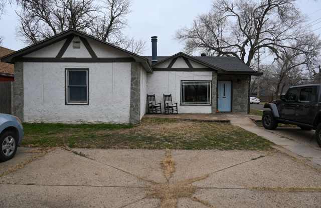 2521 25th Street photos photos