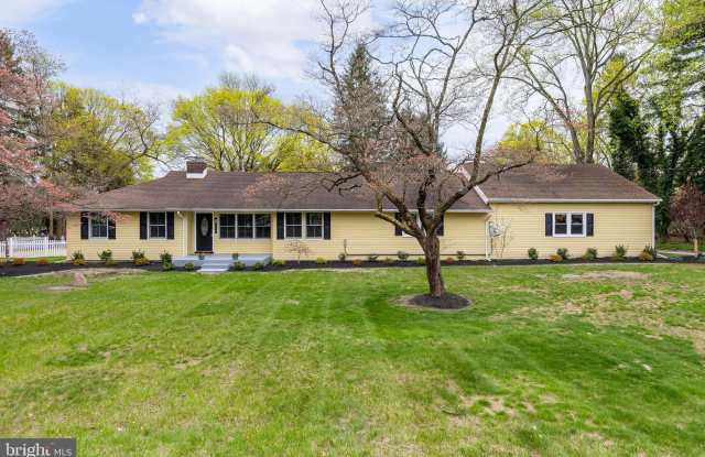 370 GANTTOWN Road - 370 Ganttown Road, Gloucester County, NJ 08012