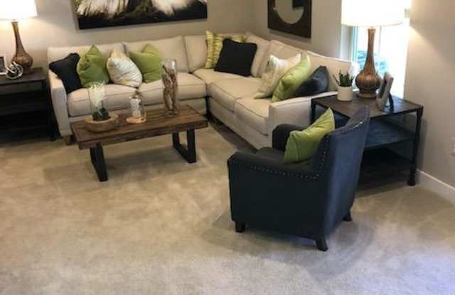 8304 PONDVIEW DRIVE Gallery 2