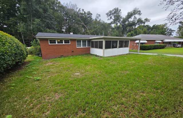 Lovely 3bed 2bath single level home in South Augusta Gallery 3