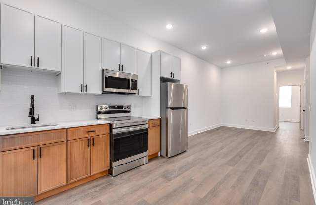 927 N 42ND Street photos photos