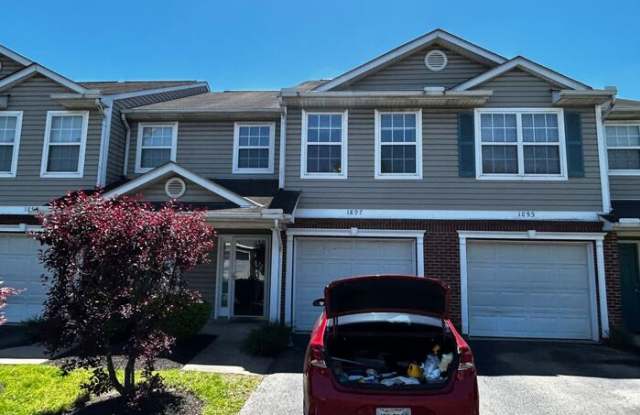 1897 Chaucer Drive photos photos