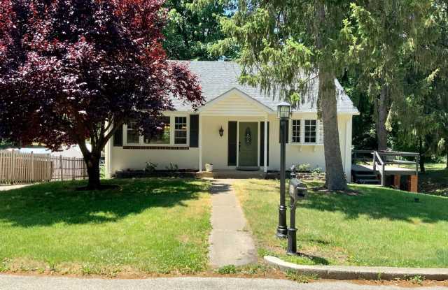 437 EASTBURN ROAD photos photos