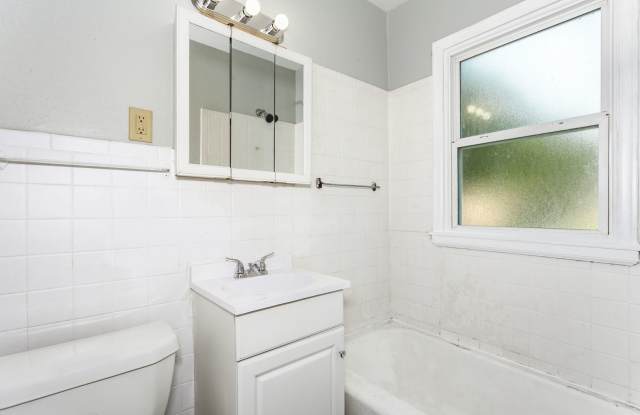 Super Affordable One Bedroom Duplex! photos photos Super Affordable One Bedroom Duplex! photos photos