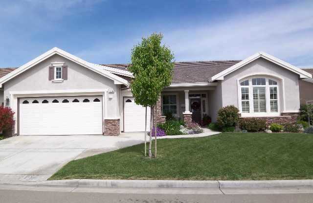 Premium Lot! Highly desirable model in Sommerset community (55 and older community)! photos photos