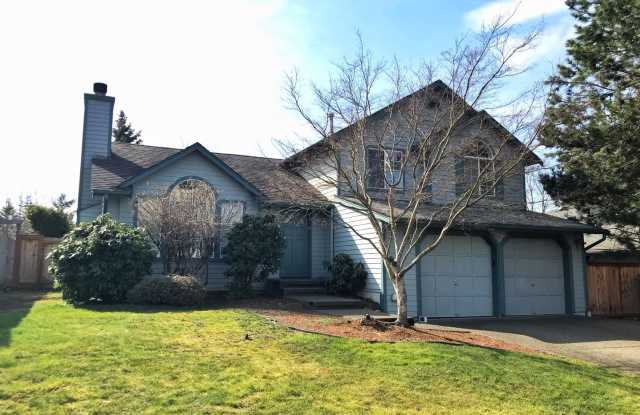 Great 3 bed with huge yard! - 22827 Southeast 282nd Street, Maple Valley, WA 98038