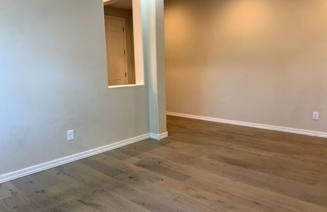 4 BEDROOM PLUS LOFT, BUILT IN BBQ WITH COMMUNITY POOL - 4650 East Tierra Buena Lane, Phoenix, AZ 85032