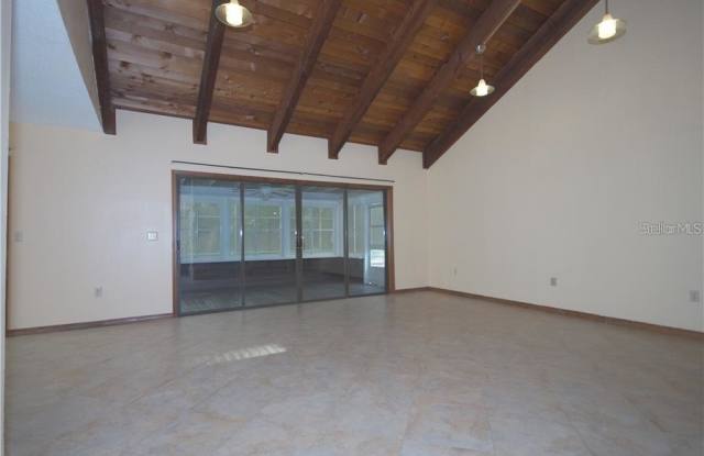 8909 TURNBERRY COURT Gallery 3