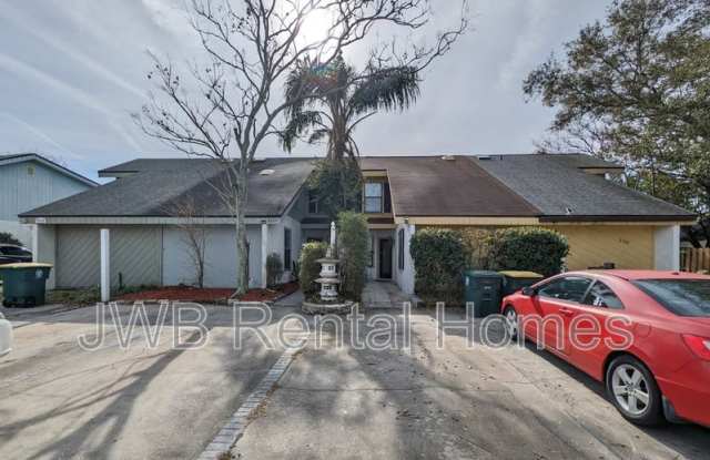 8324 Century Point Dr N photos photos