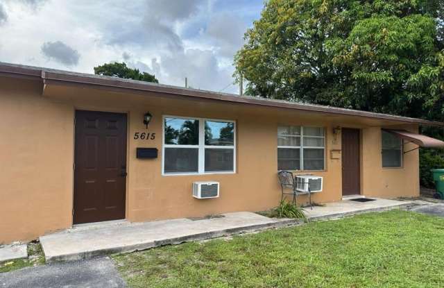 5611 NW 14th St photos photos