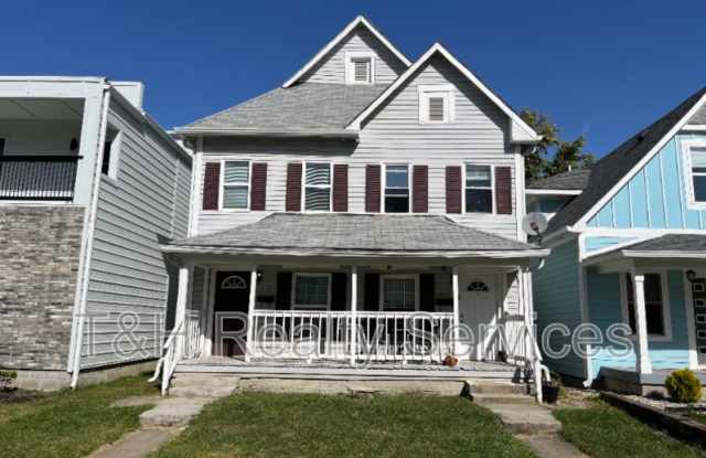 2114 Woodlawn Ave photos photos