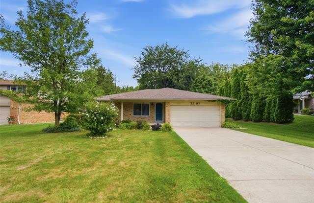 2387 Sanders Place Gallery 2