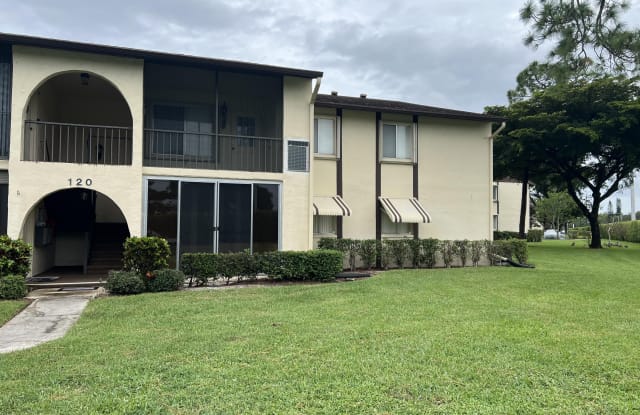 120 Lake Pine Circle - 120 Lake Pine Circle, Greenacres, FL 33463