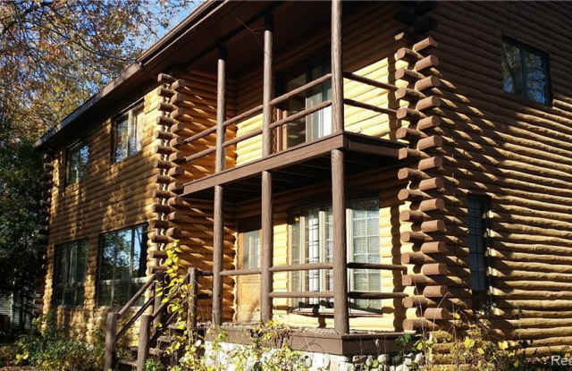 5039 Elizabeth Lake Rd Gallery 3