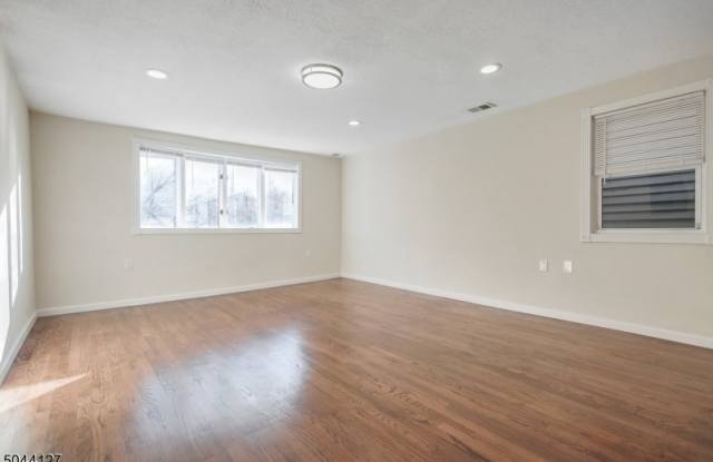 234 HARRISON AVE Gallery 2