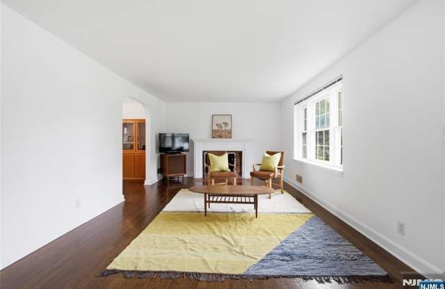 20 Wilber Terrace Gallery 2