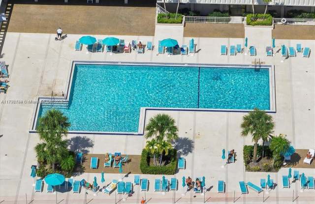 300 Bayview Dr photos photos