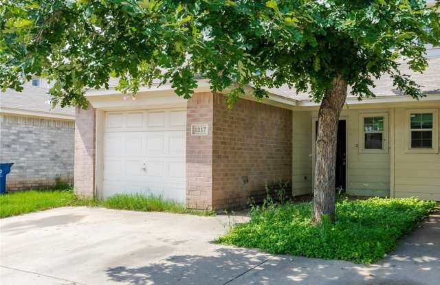 1217 Village Garden Drive Gallery 3