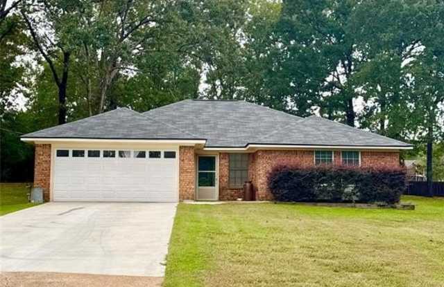 349 Angie Circle - 349 Angie Circle, Bossier County, LA 71006