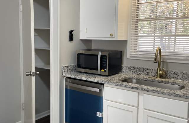 4634 Ridge Drive Gallery 2