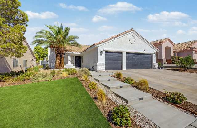 Gorgeous remodeled single story home in Henderson with 3 car garage! photos photos Gorgeous remodeled single story home in Henderson with 3 car garage! photos photos