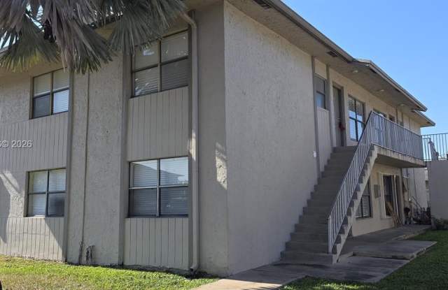 15304 SW 72nd St photos photos