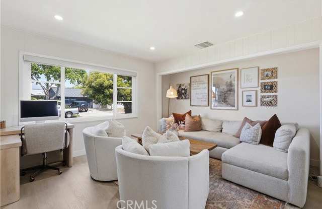 1260 Somerset Lane Gallery 2