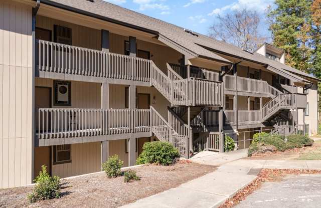Studio Living in One of Raleigh’s Most Convenient Areas - 3063 Huntleigh Drive, Raleigh, NC 27604