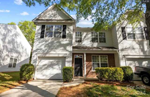 7607 Abigail Glen Dr - 7607 Abigail Glen Drive, Charlotte, NC 28212