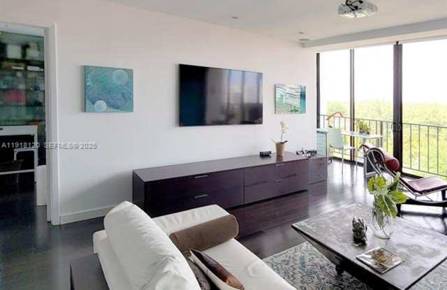 77 Crandon Blvd unit 10A (A11918120) photos photos