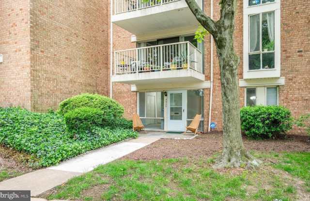 2525 HUNTINGTON AVENUE photos photos