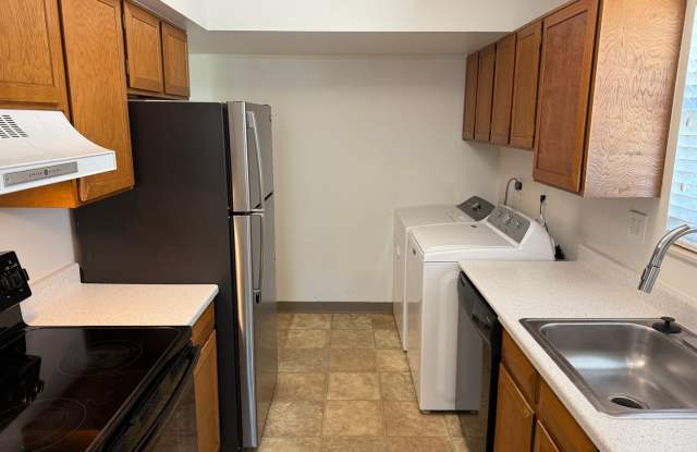 Stylish  Convenient 1-Bedroom Condo in Prime Location!! photos photos
