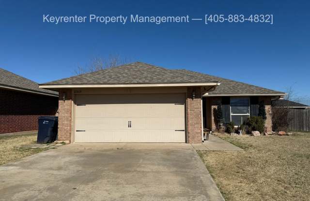 Spacious 2BD/2BTH Home Minutes away from Top Golf Chisholm Creek Shopping Center and Quail Springs Mall - photos photos