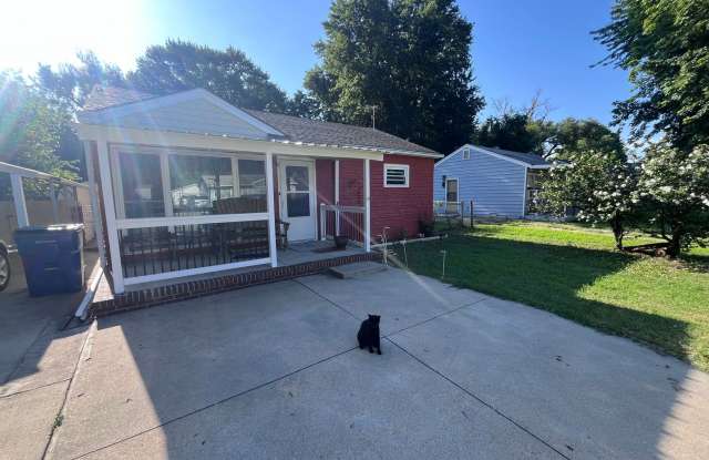 Cute 2 Bedroom 1 Bath photos photos