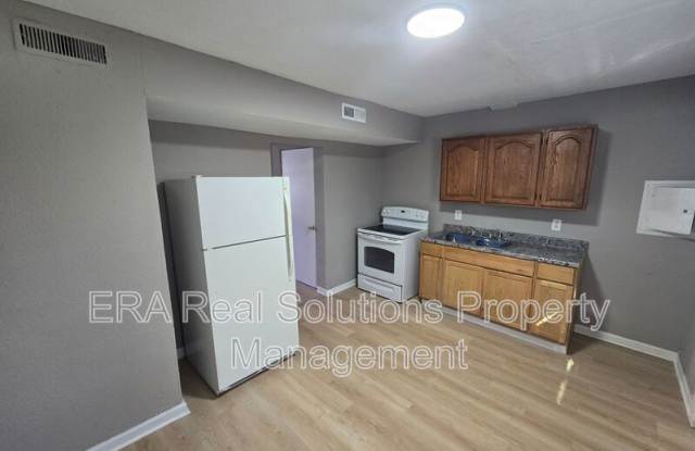 446 S Yale Ave photos photos